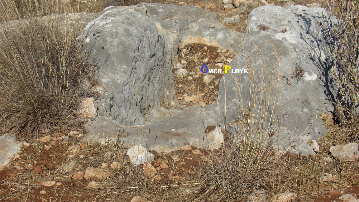 Açılmış taş mezar yeri ve sembolü // Antalya ( Bilği amaclı paylaşım ) 