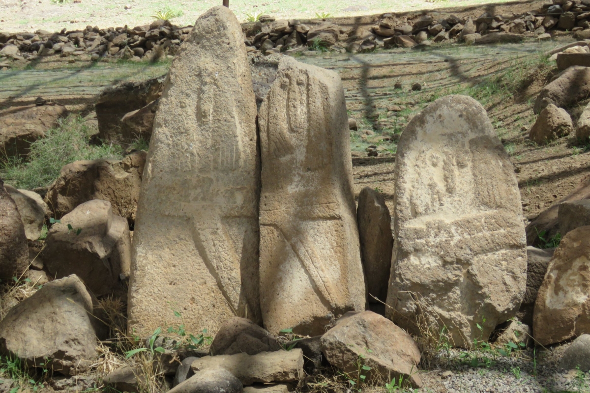 Ağızsız heykeller ; Şahr-e Yeri ( Yanmış şehir ) antik kenti, İran