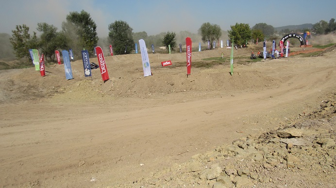 Off-road yarışları Sakarya'da son etabı nefesleri kesti.