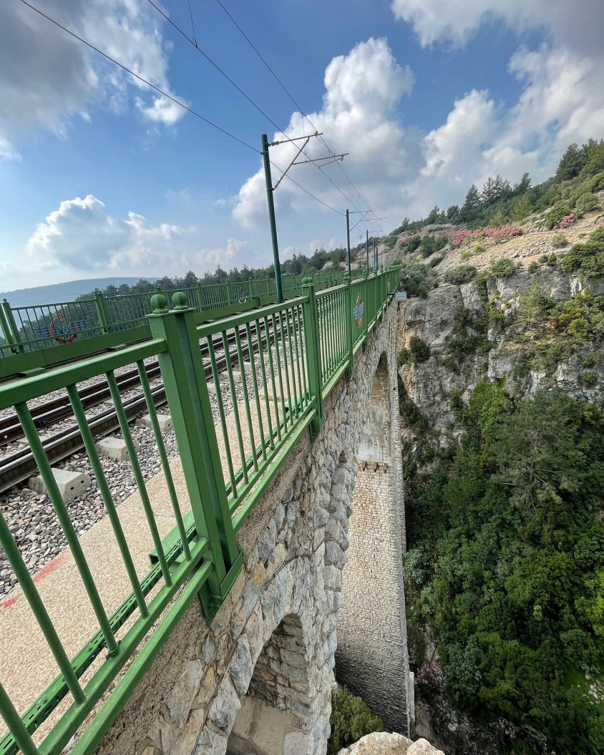 Varda köprüsü ( Hacıkırı viyadüğü ) ; Karaisalı , Adana