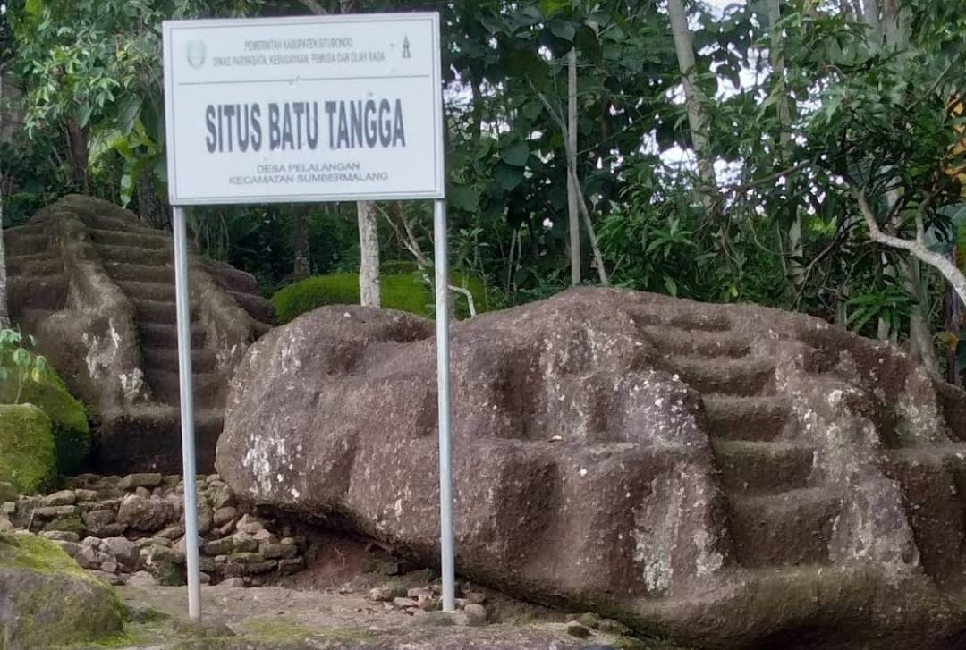 Sıtus Batu Tanğga Merdivenler , Endonezya
