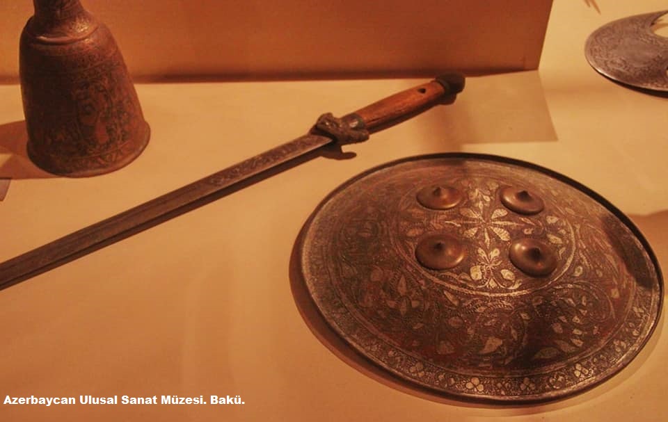 Azerbaycan antik silahları ve zırhları ; Azerbaycan Ulusal Güzel Sanatlar Müzesi