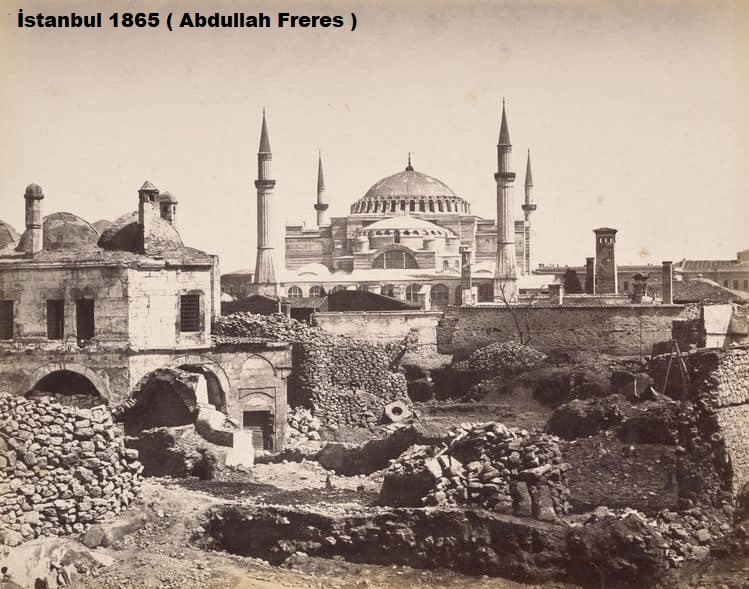 İstanbul tarihi 200 tablo ve resmi