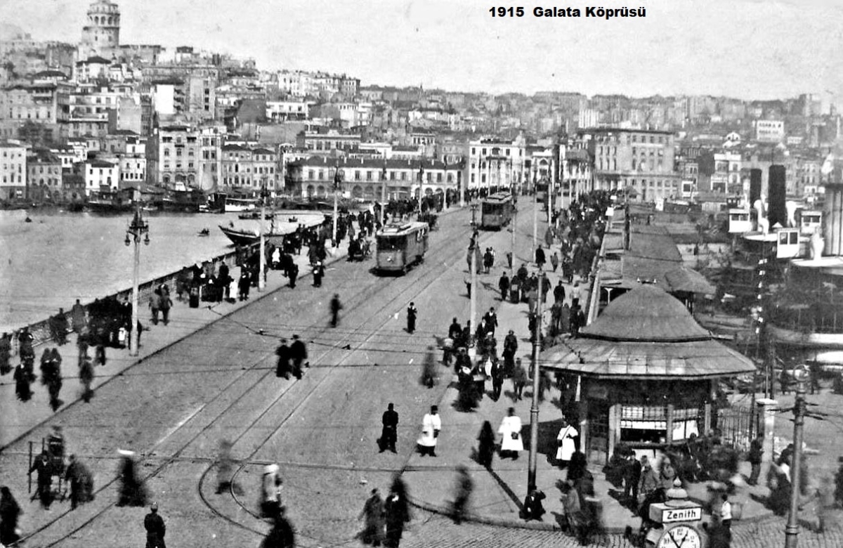 Galata Köprüsü ; İstanbul