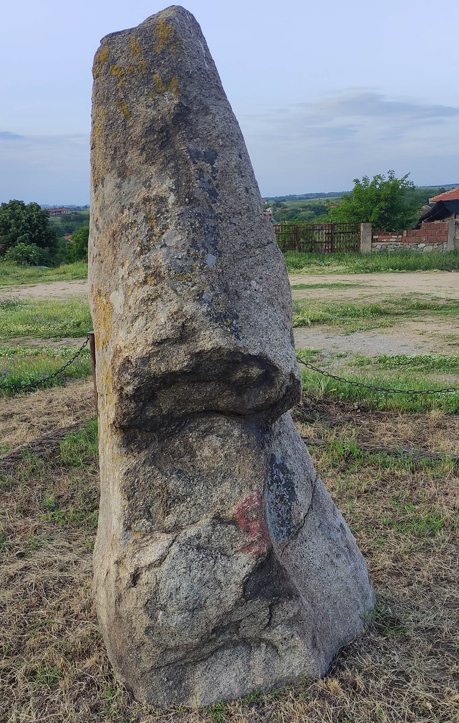 Menhir Chuchul taşı ; Bulgaristan