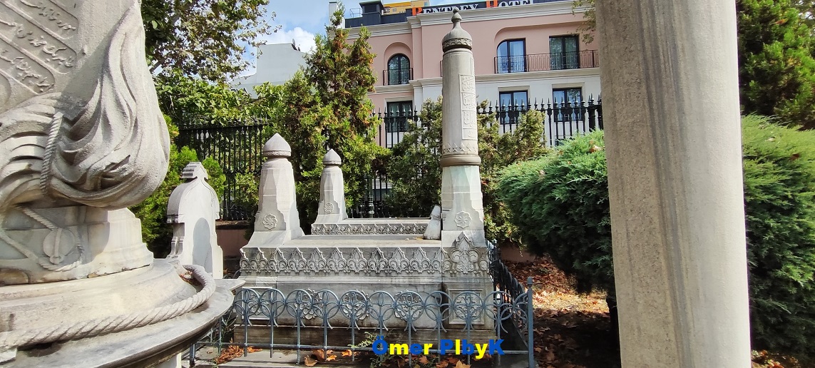 İbrahim Paşa oğlu Mehmet Ali Osmanlı mezarı