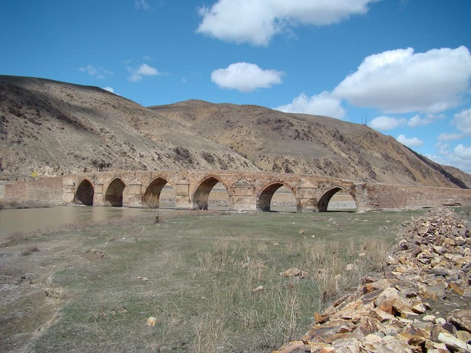 Çobandede köprüsü // Köprüköy, Erzurum