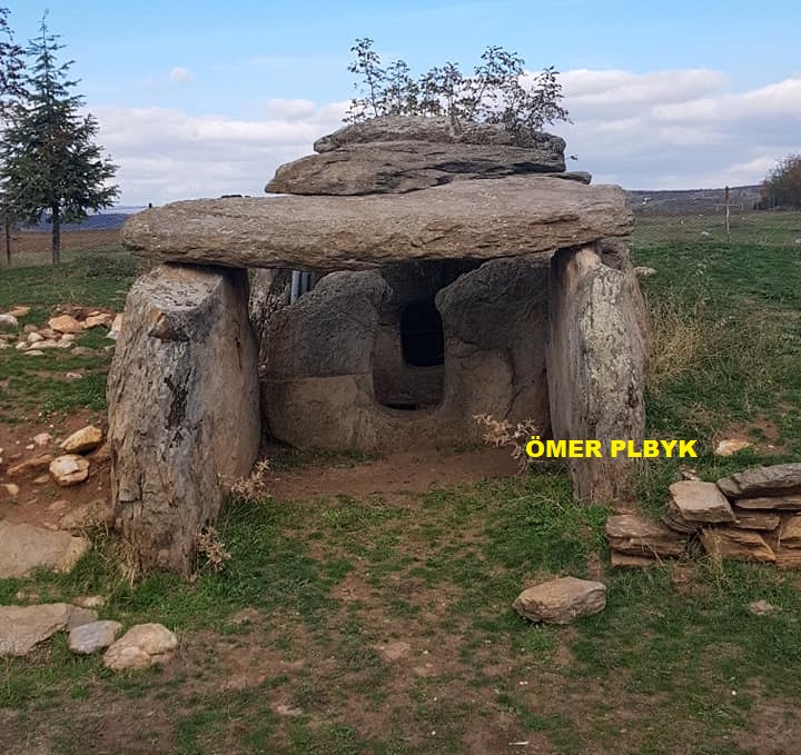 Edirne Lalapaşa dolmen mezarları 