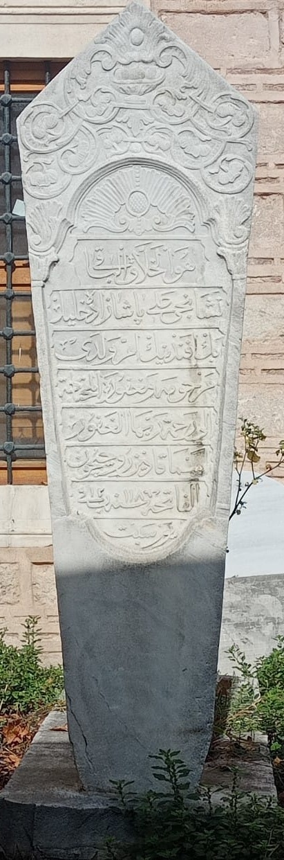 Sema kadın Osmanlı mezar taşı