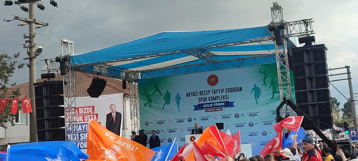Cumhurbaşkanı Erdoğan , Sakarya’da Akyazı Spor Kompleksi Açılış Töreni’nde halka seslendi